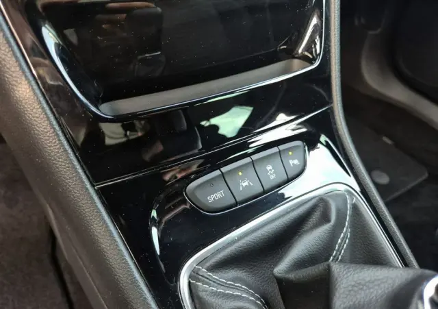 OPEL Astra 1.4 Turbo Dynamic