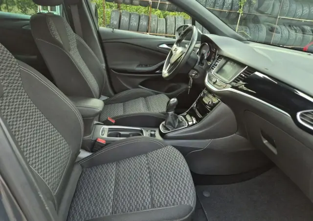 OPEL Astra 1.4 Turbo Dynamic