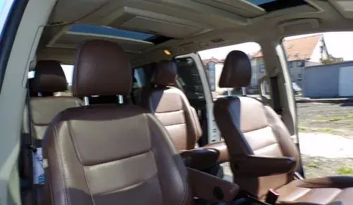 TOYOTA Sienna 