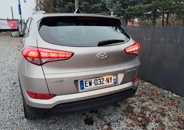 HYUNDAI Tucson 