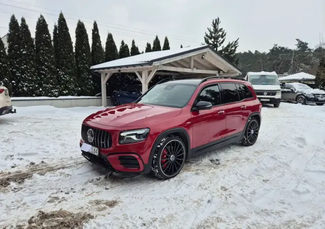 MERCEDES-BENZ GLB 