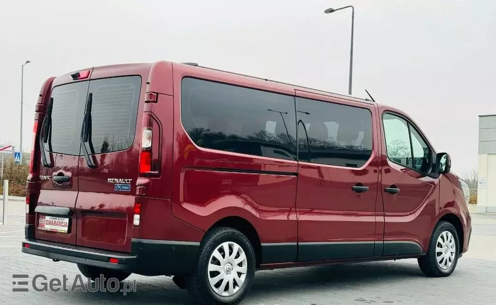 RENAULT Trafic 