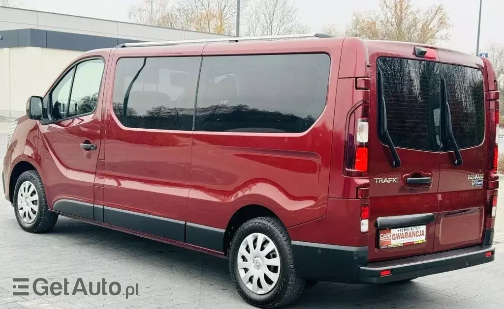 RENAULT Trafic 