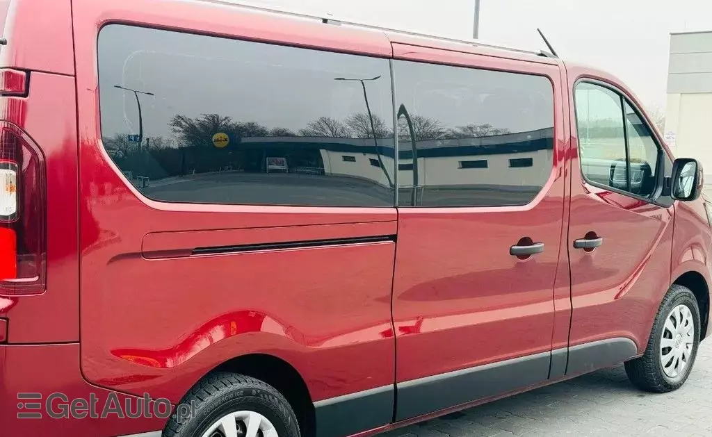RENAULT Trafic 