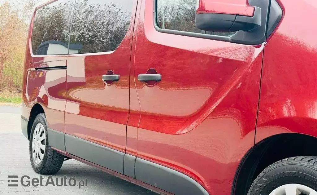 RENAULT Trafic 