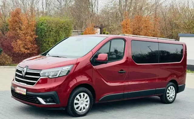 RENAULT Trafic 