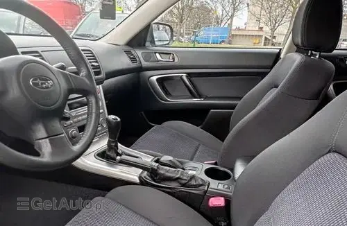 SUBARU Outback 