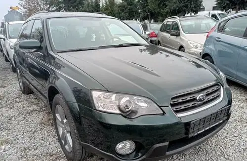 SUBARU Outback 