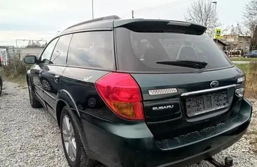 SUBARU Outback 