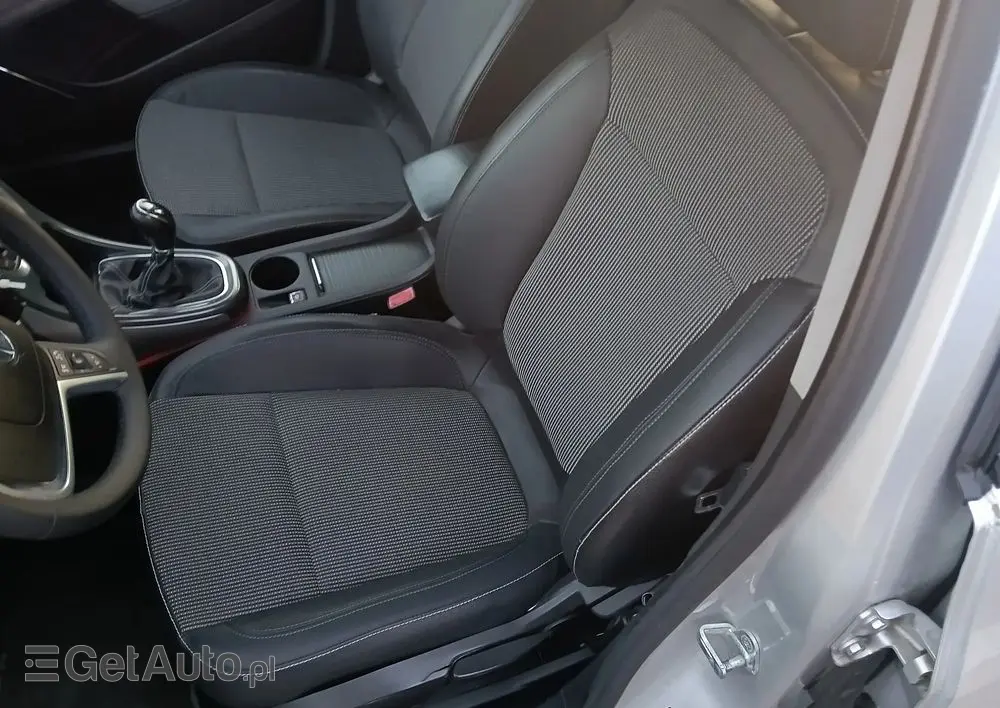 OPEL Astra 1.4 ecoFLEX Cosmo