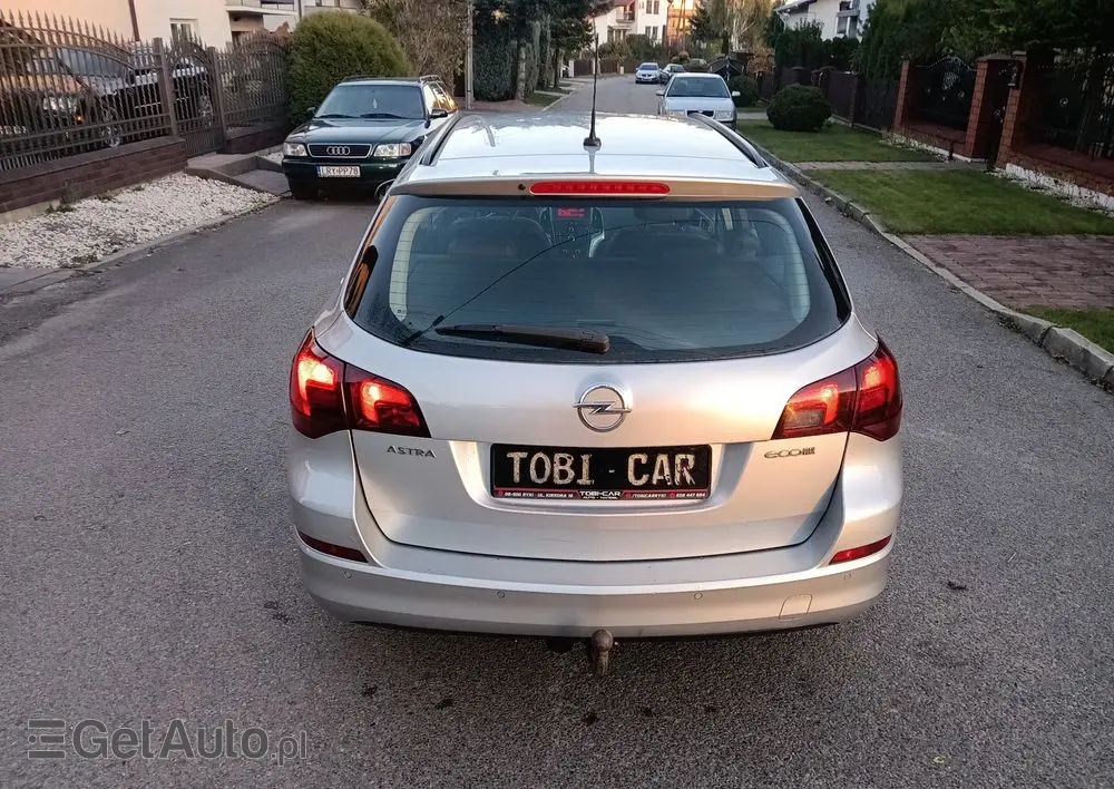 OPEL Astra 1.4 ecoFLEX Cosmo