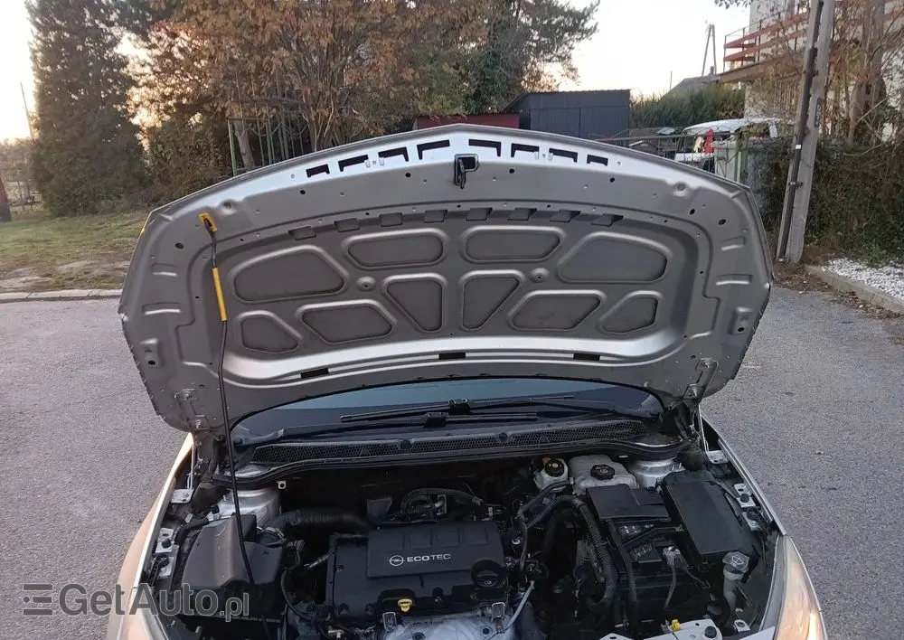 OPEL Astra 1.4 ecoFLEX Cosmo