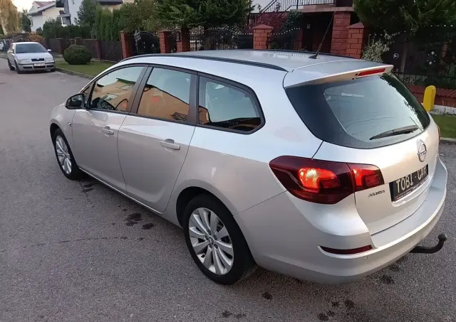 OPEL Astra 1.4 ecoFLEX Cosmo