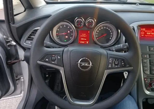 OPEL Astra 1.4 ecoFLEX Cosmo