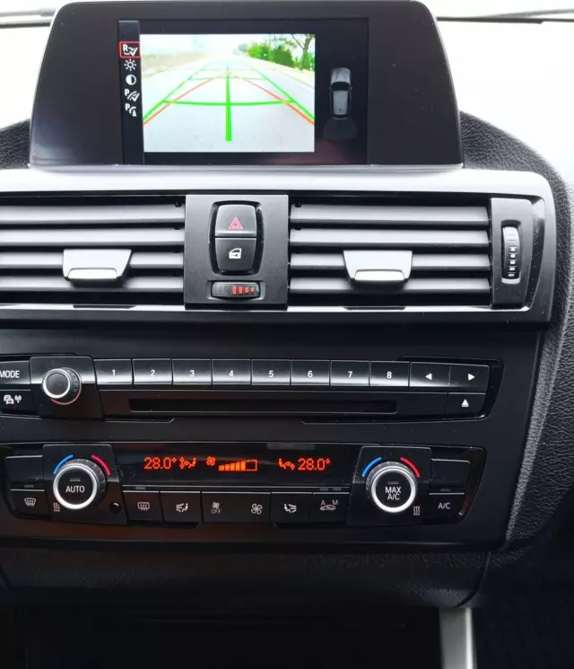 BMW Seria 1 116d (116 KM) EffcientDynamics Edition