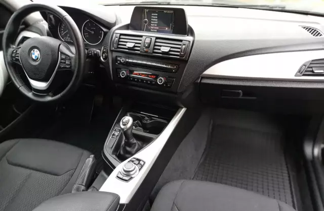 BMW Seria 1 116d (116 KM) EffcientDynamics Edition