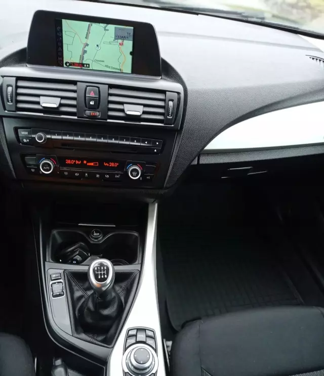 BMW Seria 1 116d (116 KM) EffcientDynamics Edition