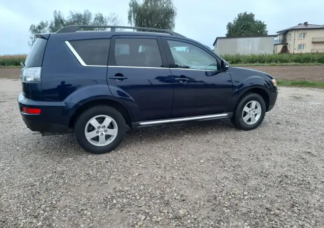 MITSUBISHI Outlander 2.0 Intense 2WD CVT