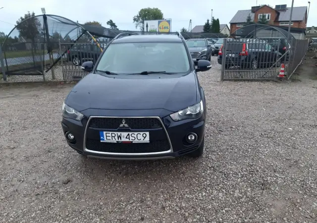 MITSUBISHI Outlander 2.0 Intense 2WD CVT