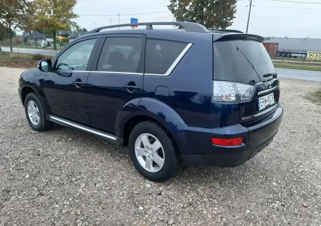 MITSUBISHI Outlander 2.0 Intense 2WD CVT
