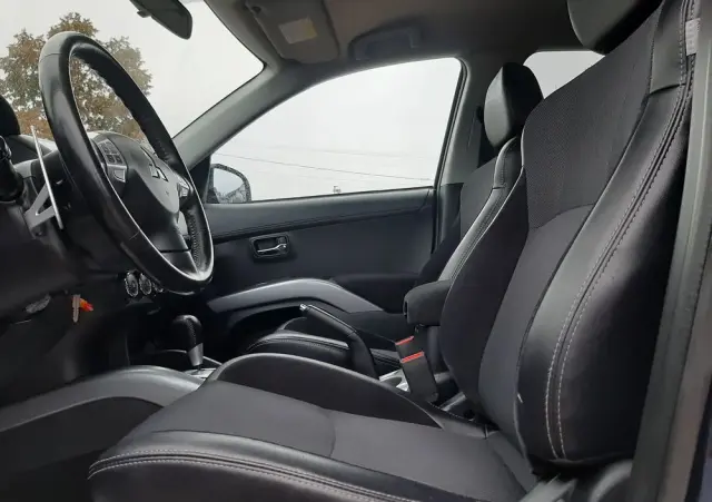 MITSUBISHI Outlander 2.0 Intense 2WD CVT