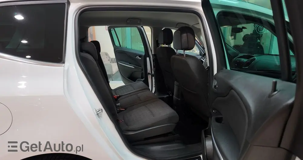 OPEL Zafira 1.6 CDTI Cosmo