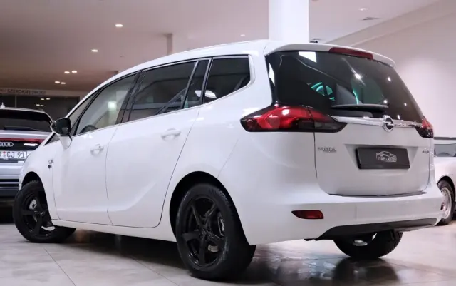 OPEL Zafira 1.6 CDTI Cosmo