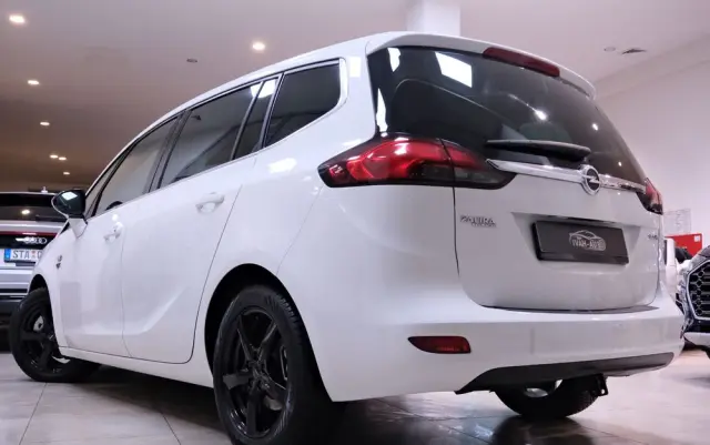OPEL Zafira 1.6 CDTI Cosmo