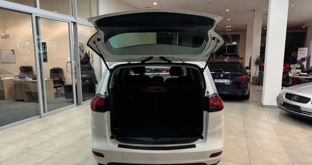 OPEL Zafira 1.6 CDTI Cosmo