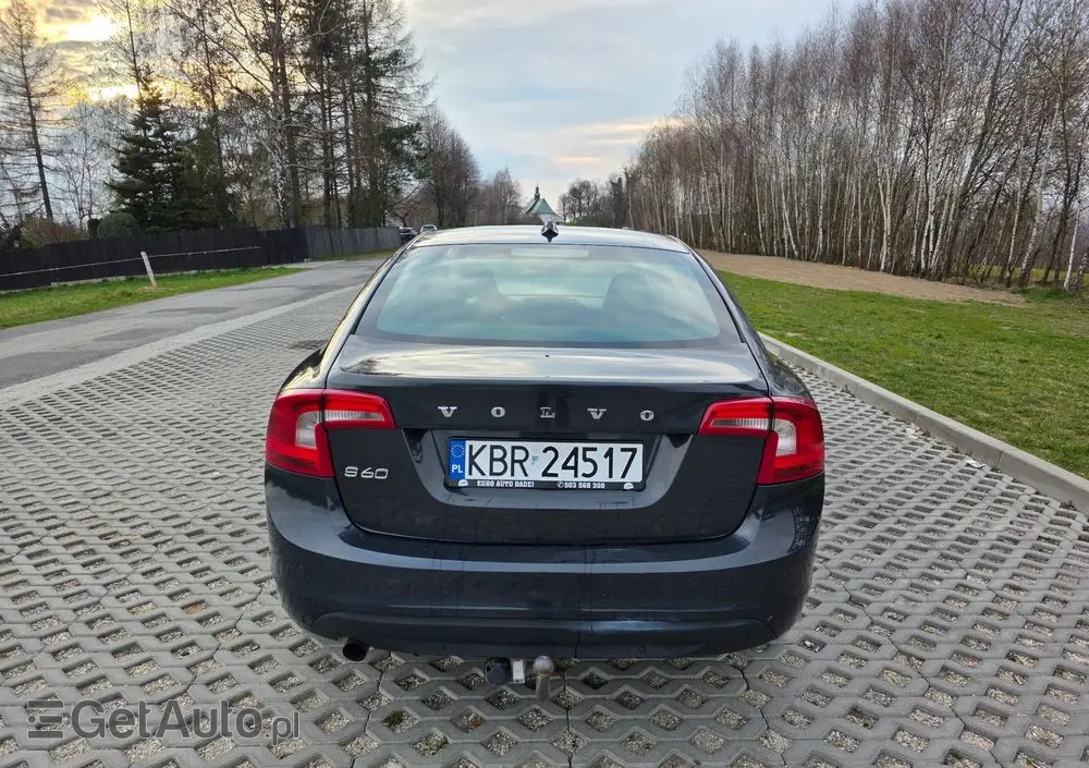 VOLVO S60 D4 Edition Pro