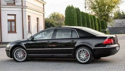 VOLKSWAGEN Phaeton 
