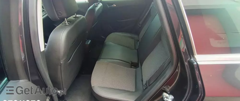 OPEL Astra 1.4 Turbo Cosmo