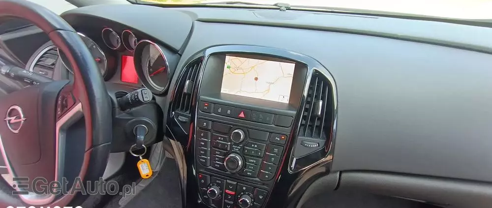 OPEL Astra 1.4 Turbo Cosmo