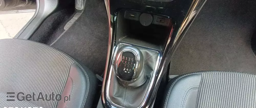 OPEL Astra 1.4 Turbo Cosmo