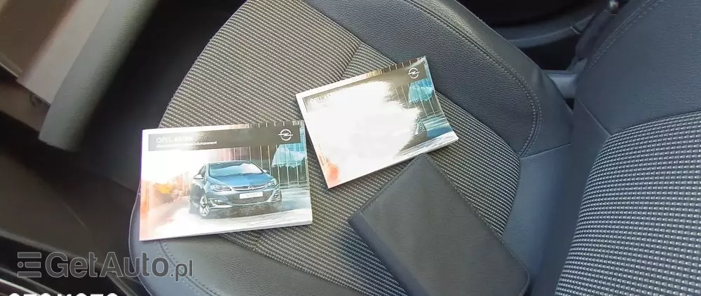 OPEL Astra 1.4 Turbo Cosmo