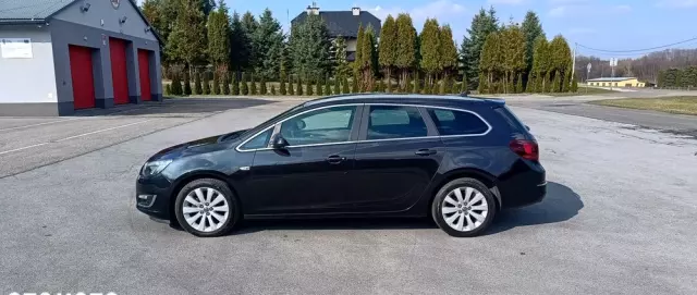 OPEL Astra 1.4 Turbo Cosmo