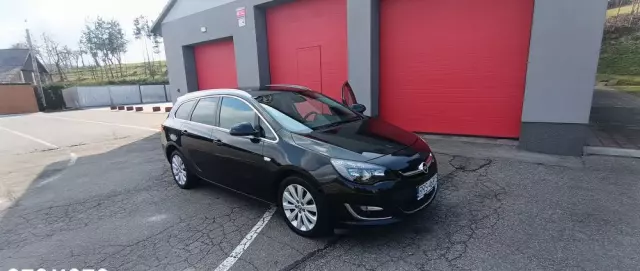 OPEL Astra 1.4 Turbo Cosmo