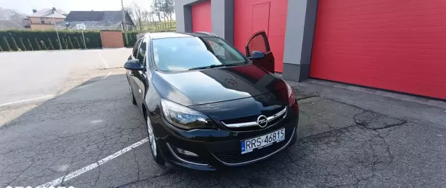 OPEL Astra 1.4 Turbo Cosmo