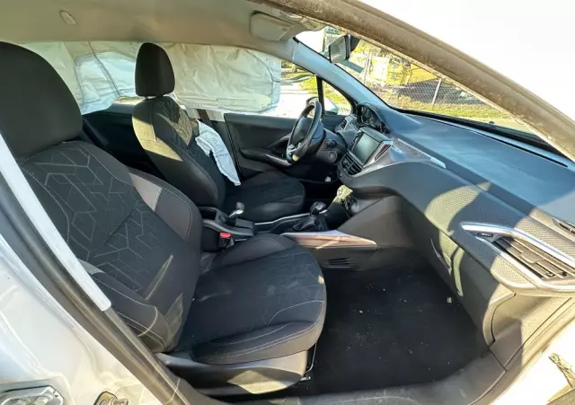 PEUGEOT 2008 1.4 HDi Active