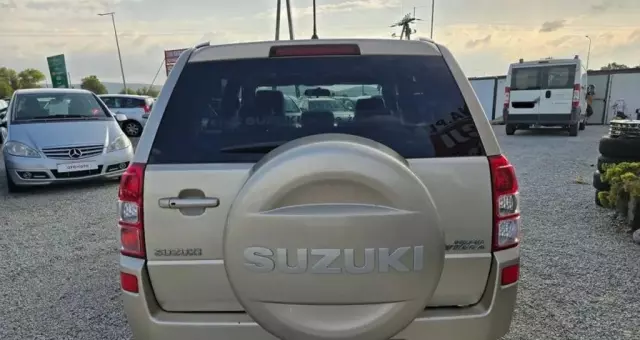 SUZUKI Grand Vitara 