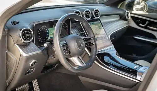 MERCEDES-BENZ GLC 