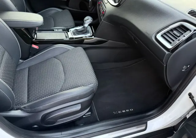 KIA XCeed 1.4 T-GDI OPF DCT7 JBL SOUND EDITION