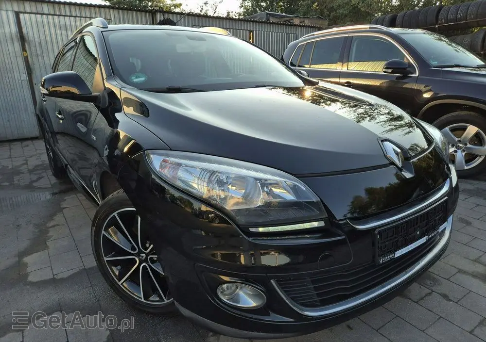 RENAULT Megane ENERGY TCe 130 BOSE EDITION