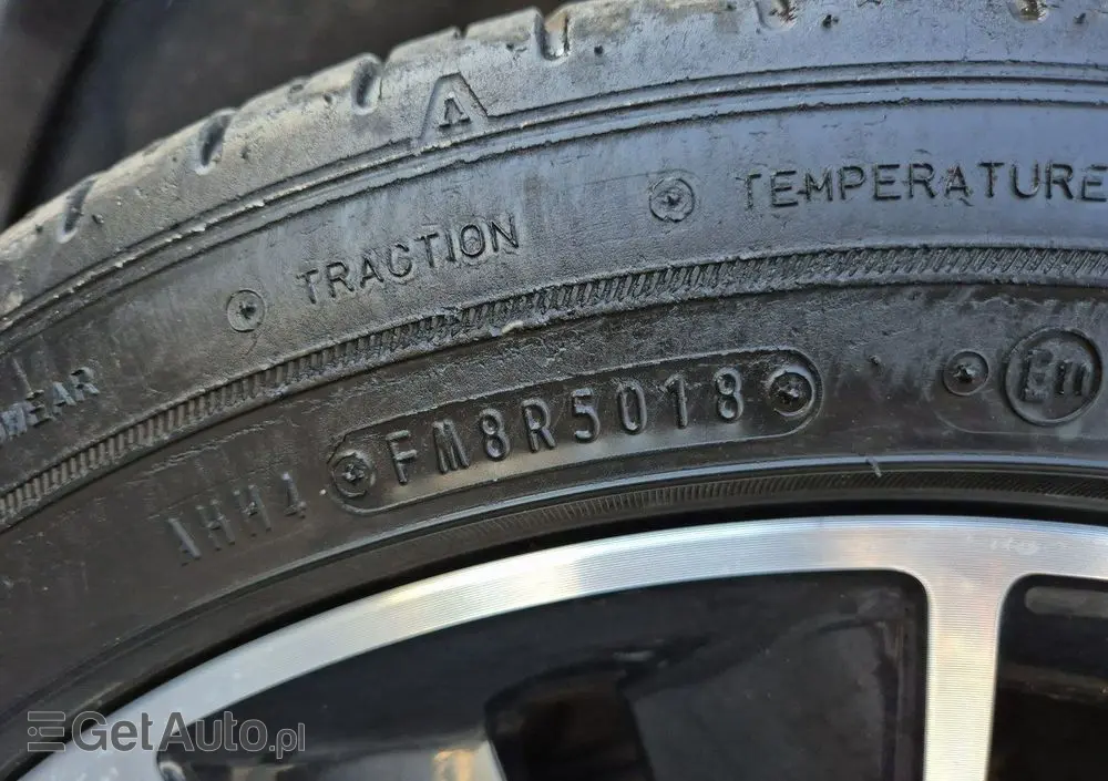 RENAULT Megane ENERGY TCe 130 BOSE EDITION