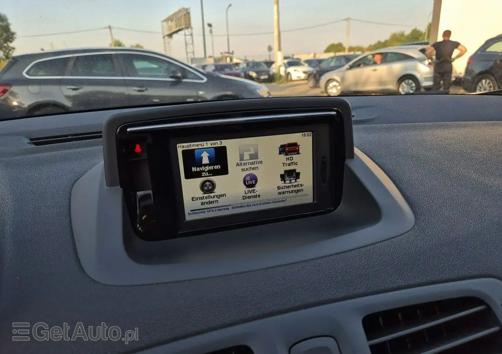 RENAULT Megane ENERGY TCe 130 BOSE EDITION