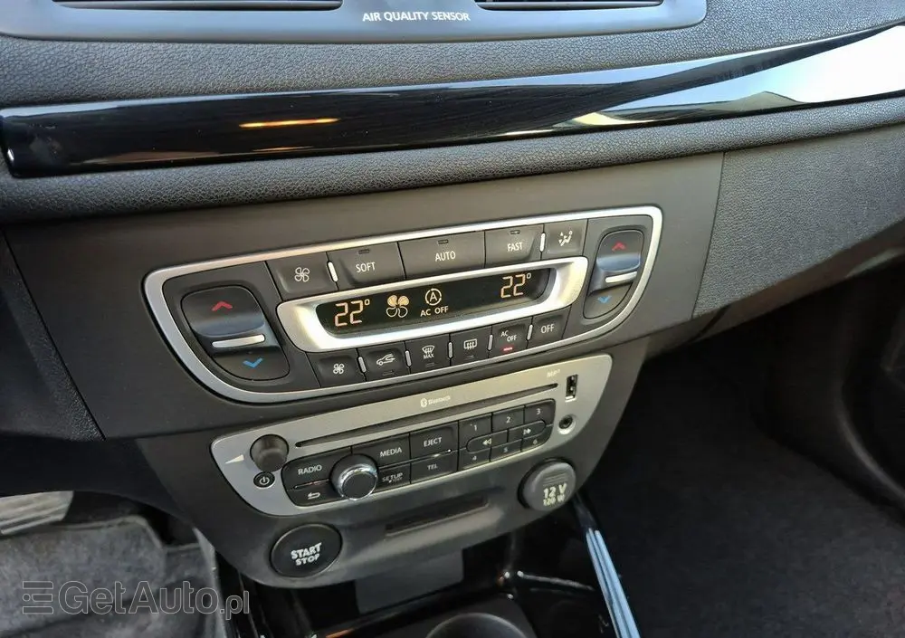 RENAULT Megane ENERGY TCe 130 BOSE EDITION