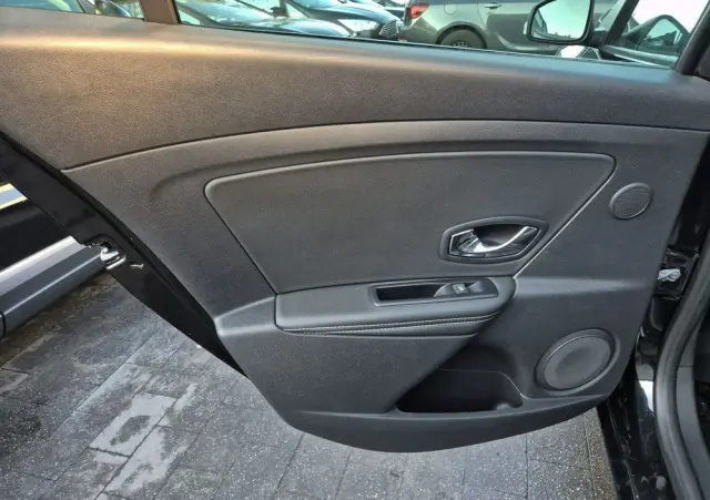 RENAULT Megane ENERGY TCe 130 BOSE EDITION