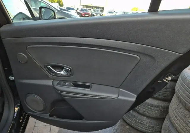 RENAULT Megane ENERGY TCe 130 BOSE EDITION