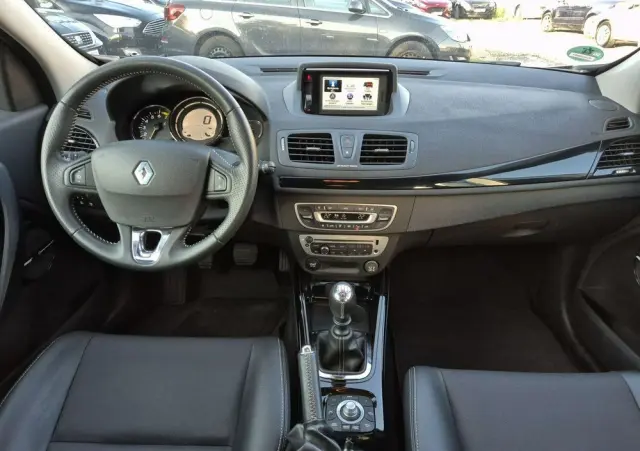 RENAULT Megane ENERGY TCe 130 BOSE EDITION