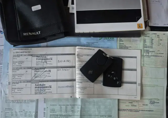 RENAULT Megane ENERGY TCe 130 BOSE EDITION